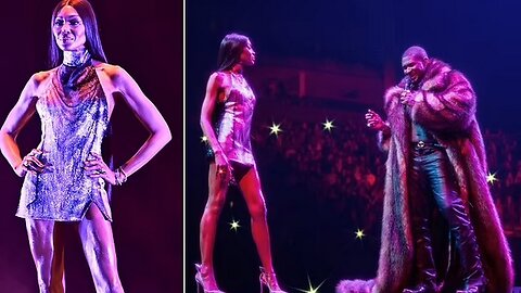 Naomi Campbell Stuns at Usher's London Show