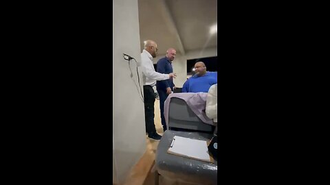 Man gets HEALED Instantly in Jesus name
