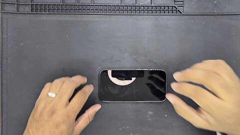 iPhone 15 pro screen disassembled