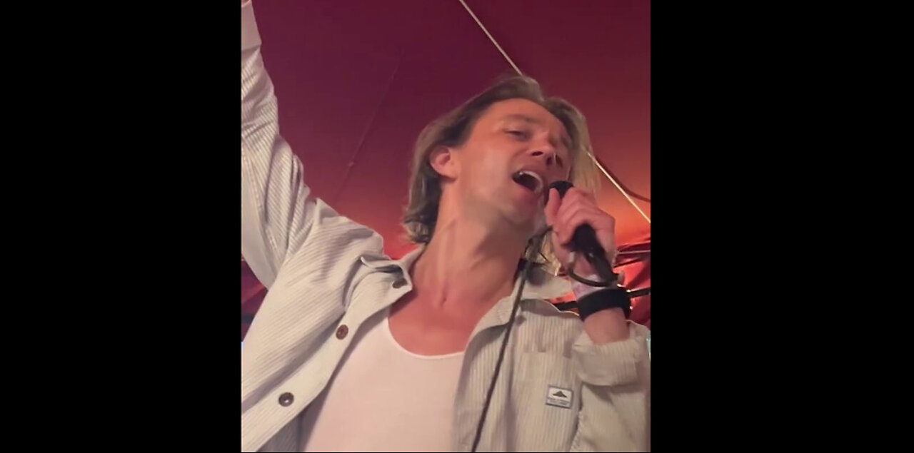 July 24, 2025 - Sondre Lerche Works His Audience 'That's All There Is'