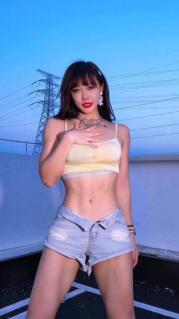 #tiktoktrend #trend #outdoors #ocean #StarsEverywhere #tiktok #foryou#dance #vannda #cutegirl#remix