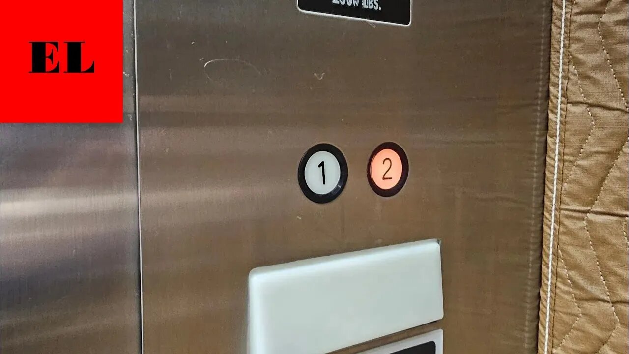 ACE (General?) Hydraulic Elevator - WWC Window World Hall (Wilkesboro, NC)