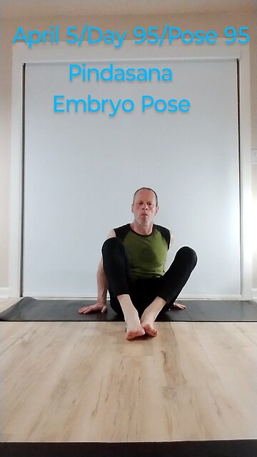 Pindasana / Embryo Pose