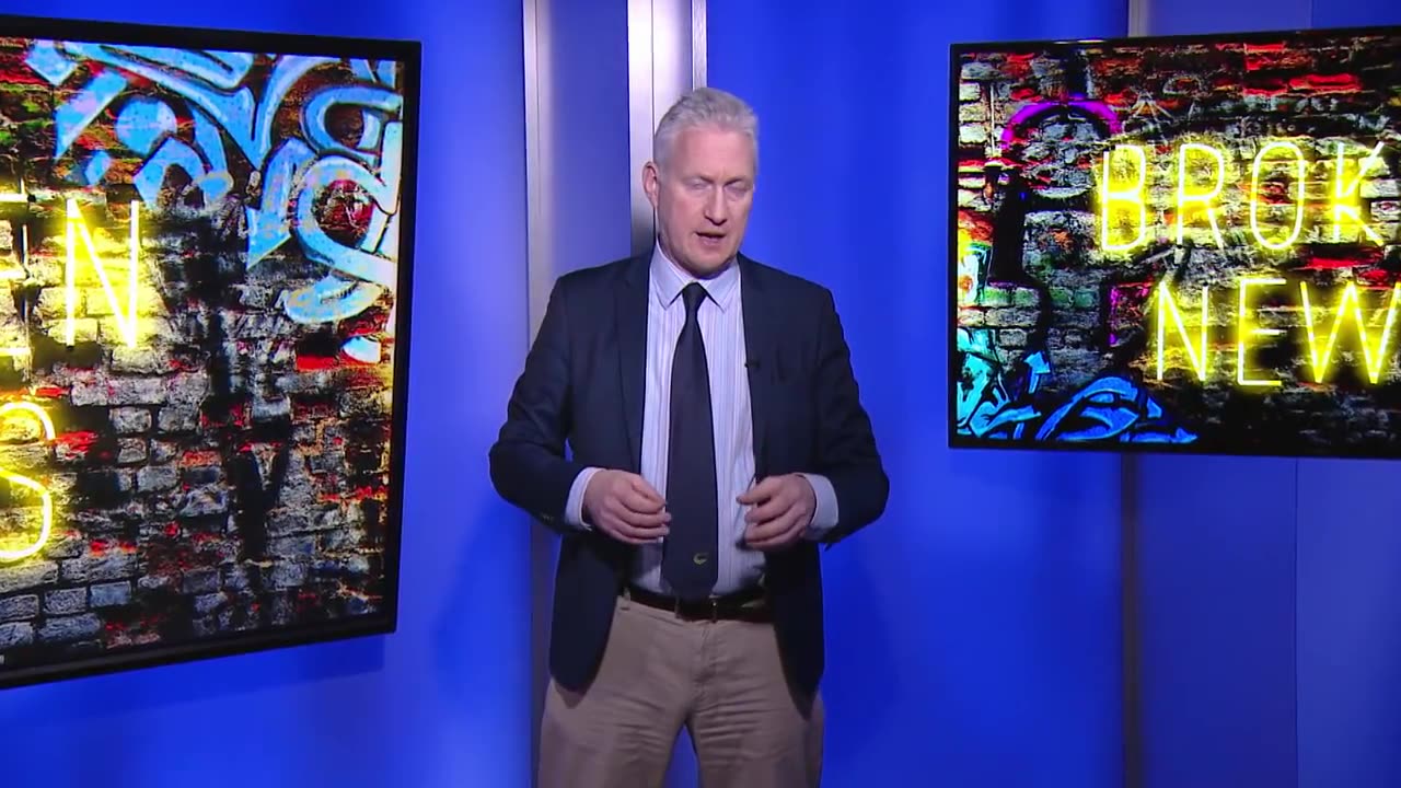 Ep. 566: UK Arms Killing Innocents w/ Lloyd Russell-Moyle MP & Oxfam Inequality Report