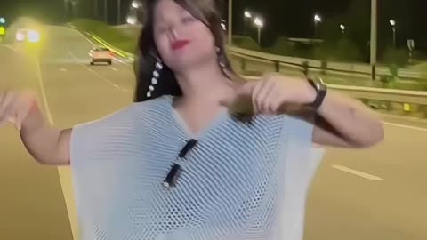 Dansing girl'