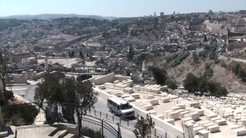 Explanation overlooking the city of Jerusalem in Israel [The Bride of Christ]