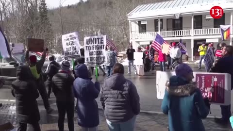 Billionaire is Destroying Our Country!’ Protesters Target Tesla Showroom in Anti-Musk Demonstration