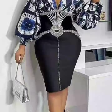 The beautiful African Women dress