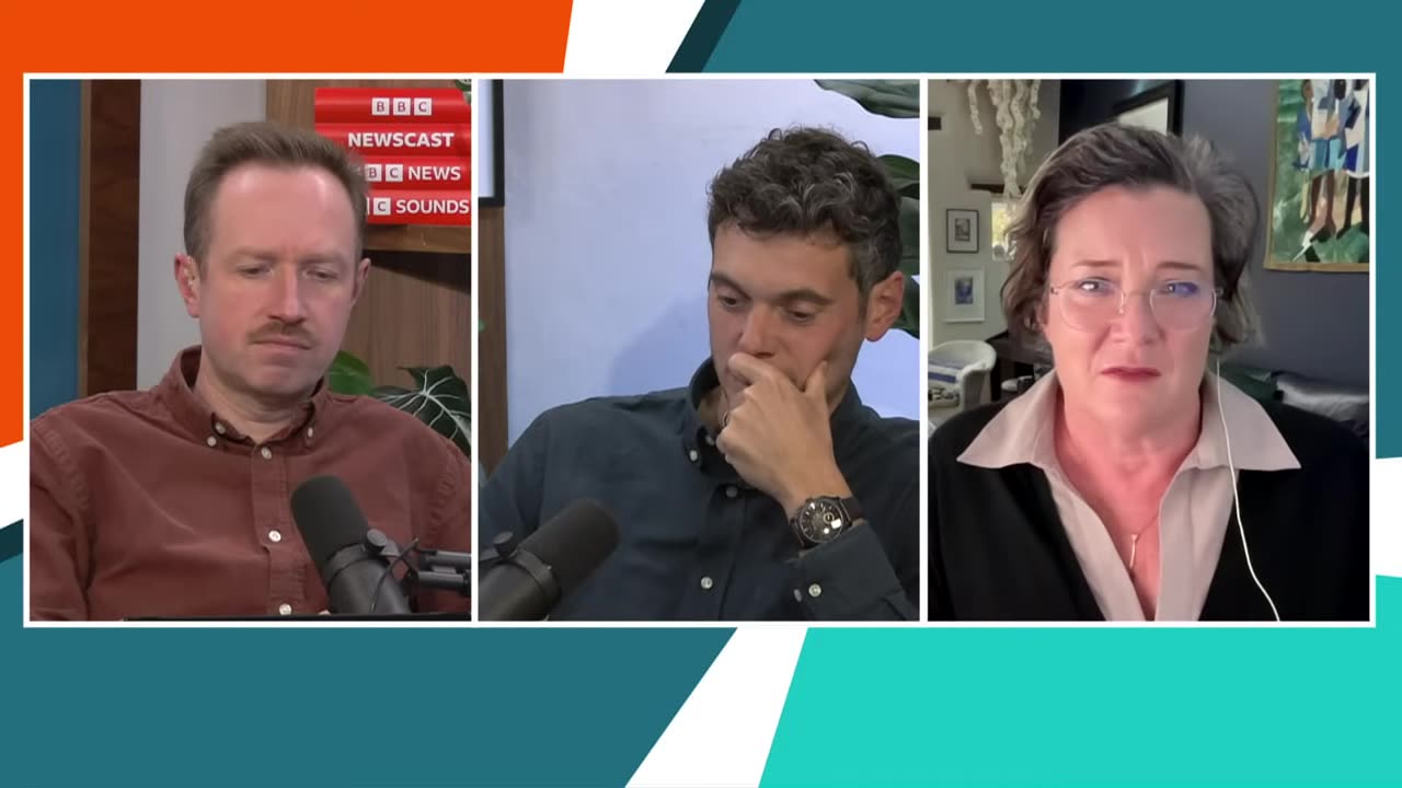 ‎One of the world’s longest dinosaur trackways uncovered in UK | BBC News ‎