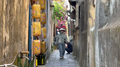 Walking around Hoi An, Vietnam