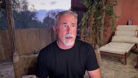 Answering Idiots - Is Israel Crumbling?