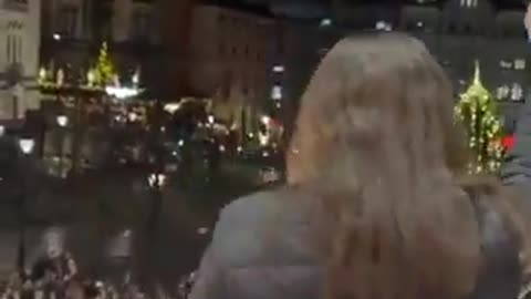 María Corina Machado comes out to support and cheers in Oslo, Norway following