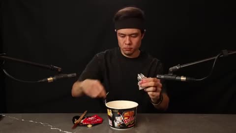 Competitive Eater trys ASMR (Fire Noodles, Fried Chicken, Pork Rinds, ect..)_part2