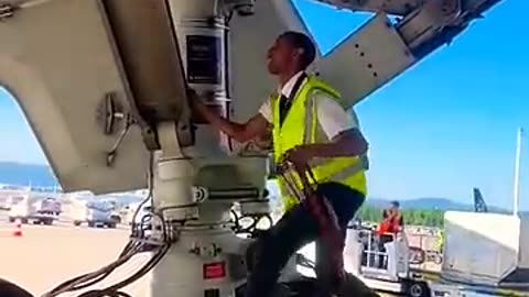 Aircraft line maintenance repair & overhaul #maintenance #camo #aviation #aviator #shorts #reels