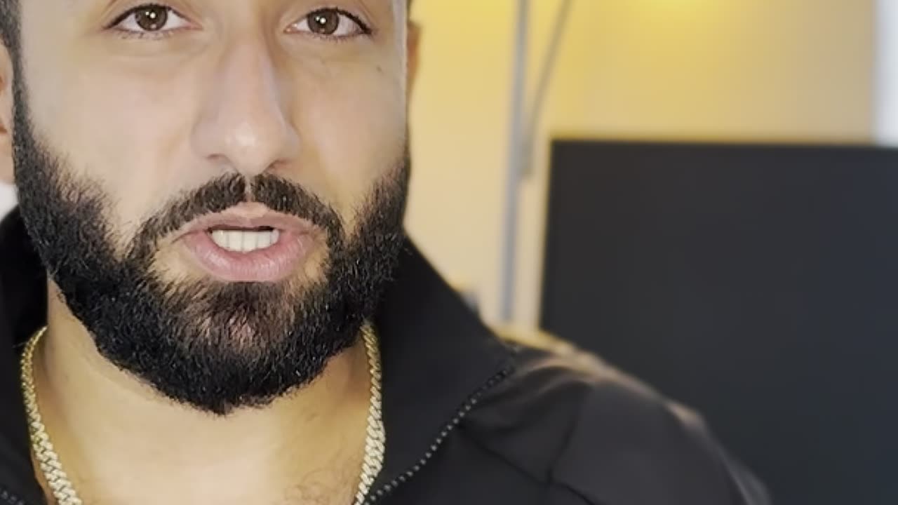 Crabs in a Bucket AVOID NEGATIVE PEOPLE AT ALL COSTS