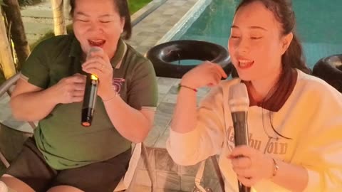 Laos Night Life: Singing Until Sunrise!🌞