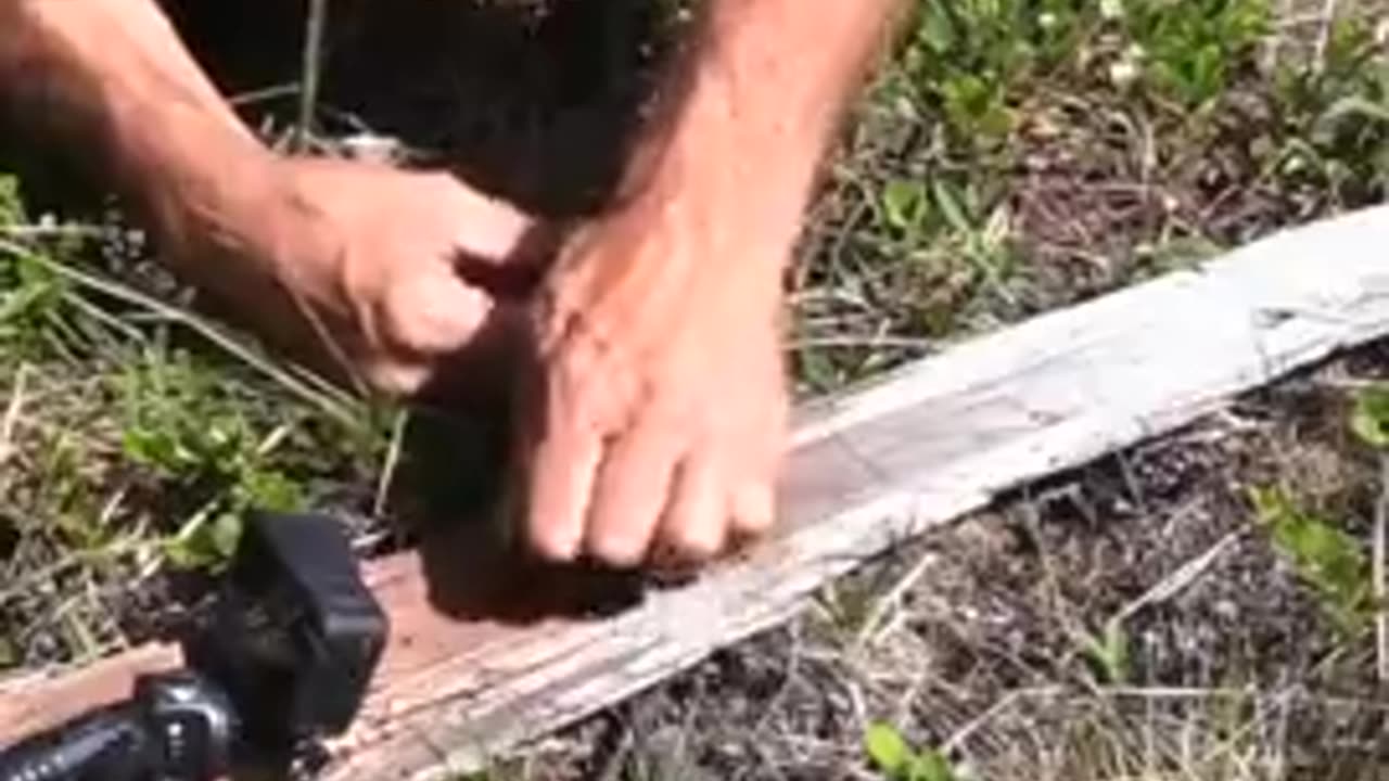 Start a Fire With a Plastic Bag