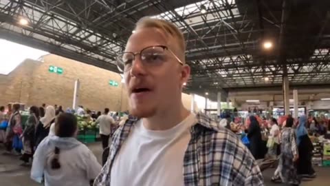 Tourist completely shocked by what he sees in London.