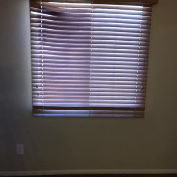 Arizona Heat DESTROYS Vinyl Blinds_ A Must-Know Homeowner Tip!