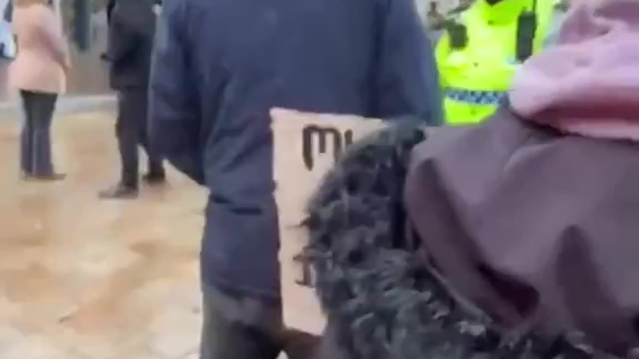 2 tier policing outside court