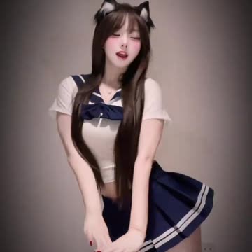 Neko Cutie in Sailor Uniform