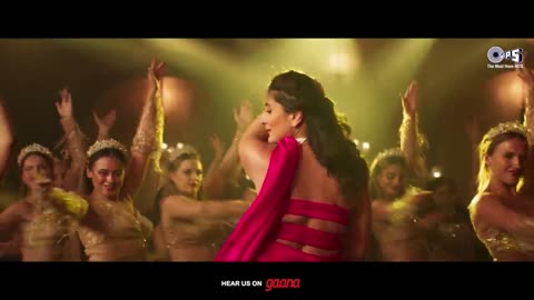 Choli Ke Peeche Crew Kareena Kapoor K diljitdosanjh Ila Arun Alka Yagnik Akshay