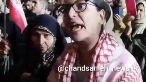 Progressive Iranian women with heads uncovered, turned against Israel