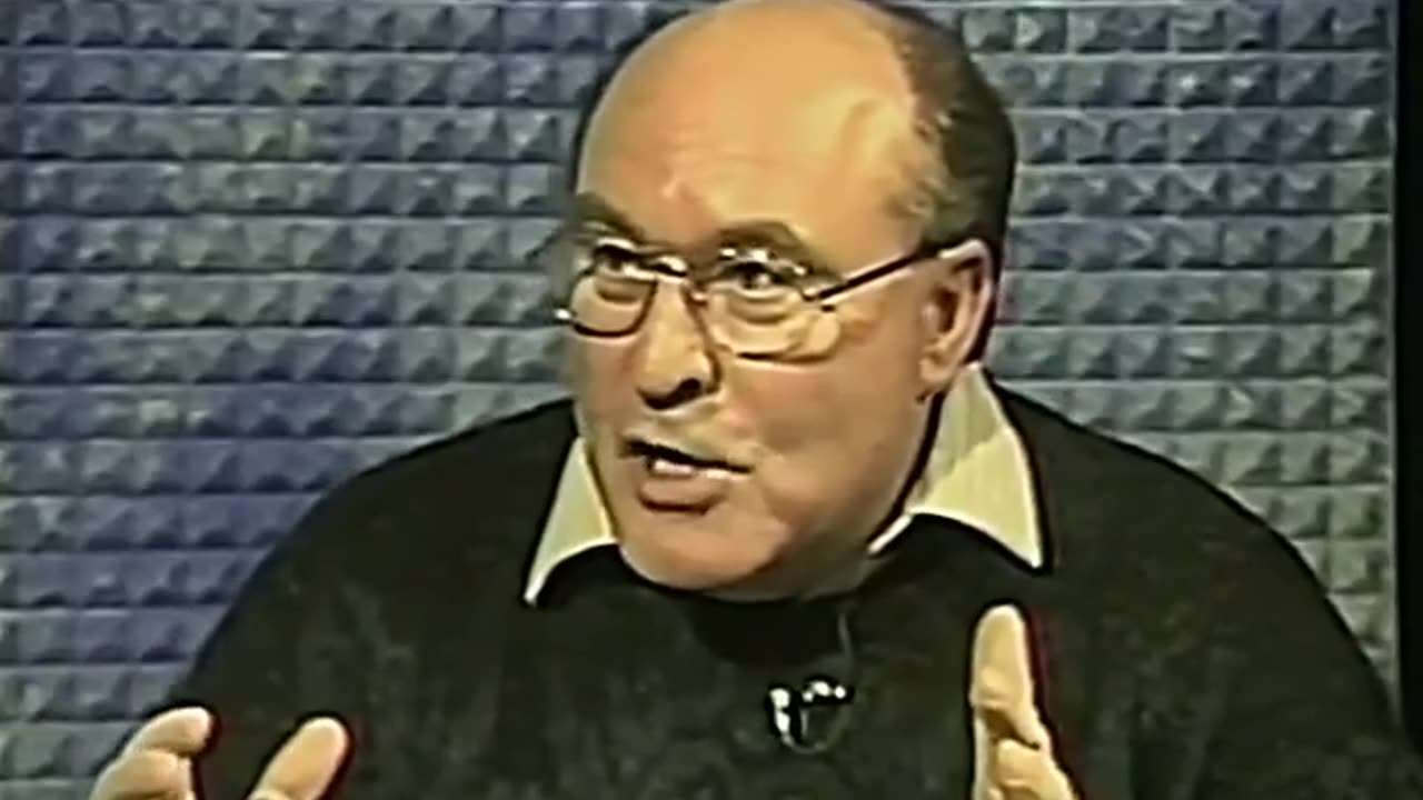 Ernst Zundel mit Ewald Althans zum Thema Schindler's List (1994) improved