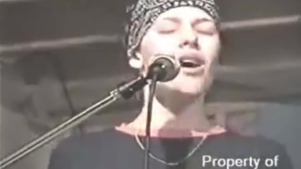 is this Avril Lavigne