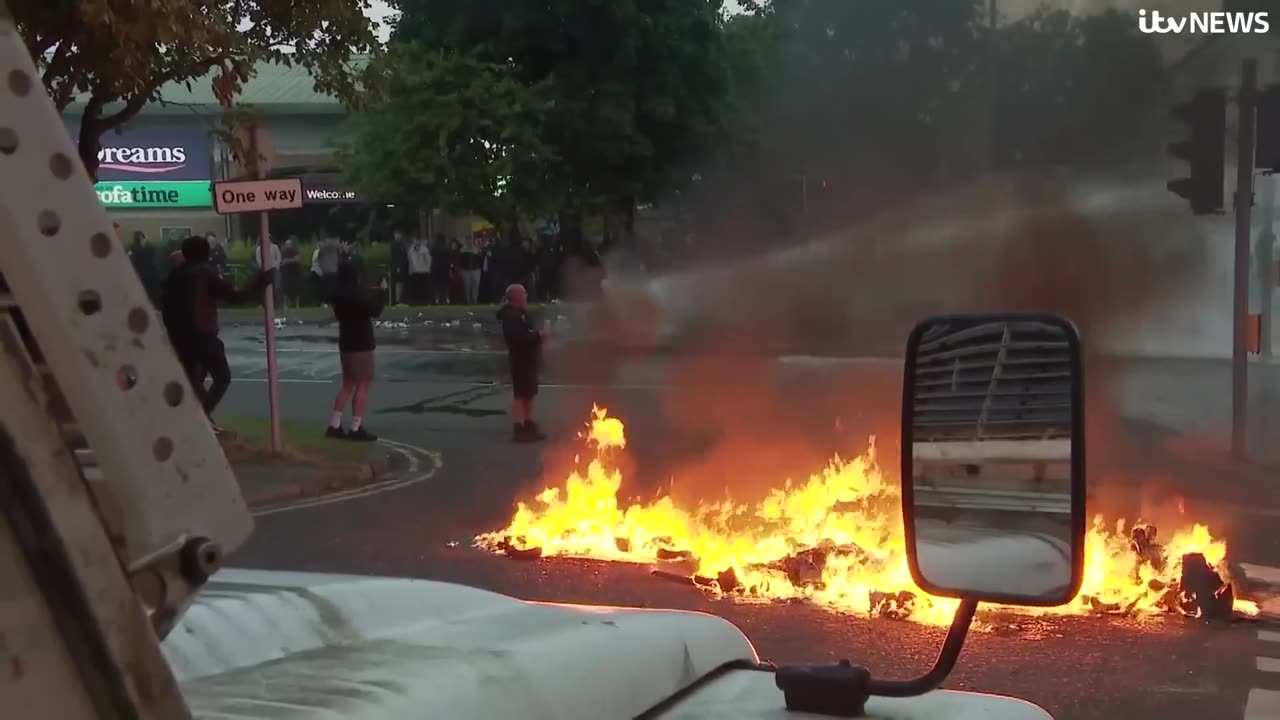 Northern Ireland's Police Service request support from UK colleagues to deal with Ballymena violence