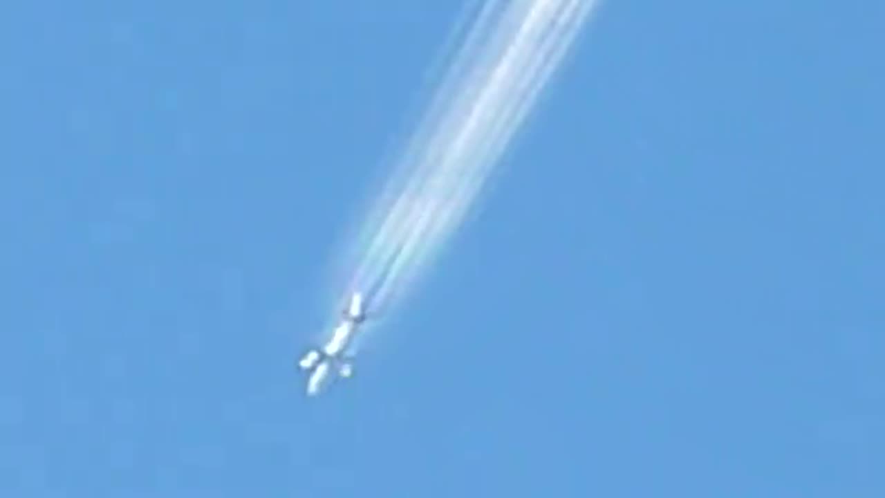 Chemtrail plane over New Jersey | 2010-11-14