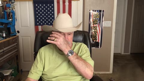 Chicago, Manhunt Underway For Individual Who Shot At Federal ICE, Agents!