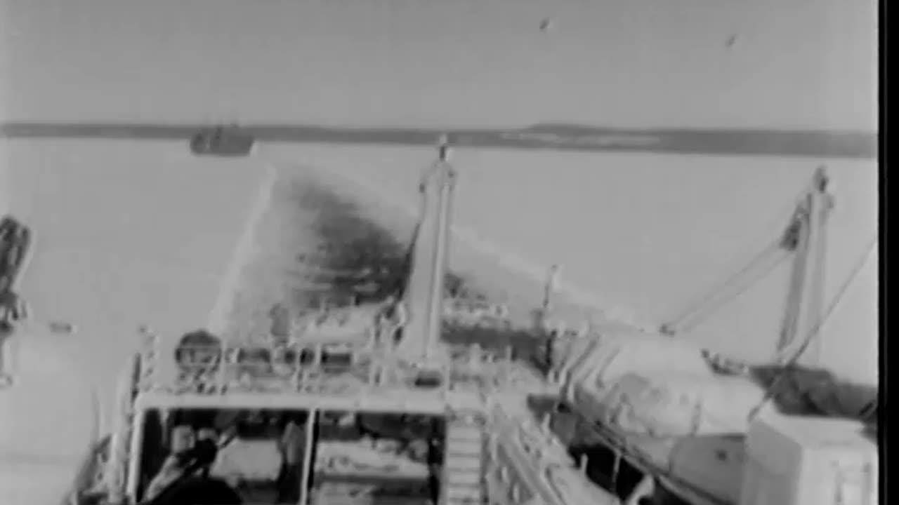 First historical pa... - First historical passage through Great Lakes, winter season; - 428-npc-8740