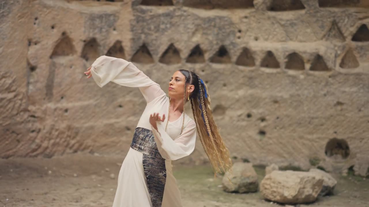 (Empowering!) "𝗽𝗮𝘆 𝗮𝘁𝘁𝗲𝗻𝘁𝗶𝗼𝗻 𝘁𝗼 𝘆𝗼𝘂𝗿 𝘀𝗼𝘂𝗹" - אודה לאל לבב חוקר שימו לב על הנשמה 𝗠𝗮𝗮𝘆𝗮𝗻 𝗧𝘇𝗮𝗳𝗿𝗶𝗿