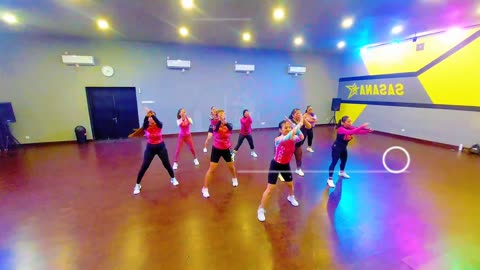 Sensual Aerobics for Beginners – Move Smooth with a Playful Coach 