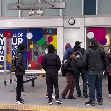 🚨👮 ♀️ WOMAN IS ATTACKED IN BROAD DAYLIGHT IN CALGARY, ALBERTA