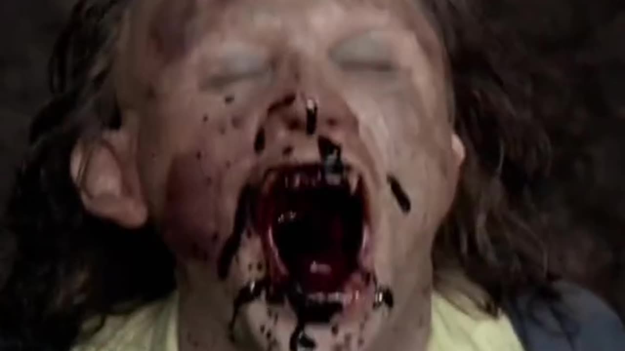 Wrong Turn Thriller Scene 👻