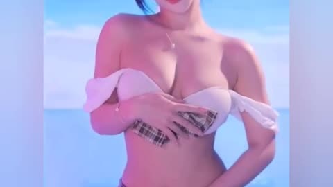 Beautiful Korean girl dances extremely sexy and enchanting - watch now!