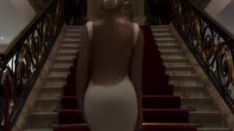 Ready in this sexy gala dress