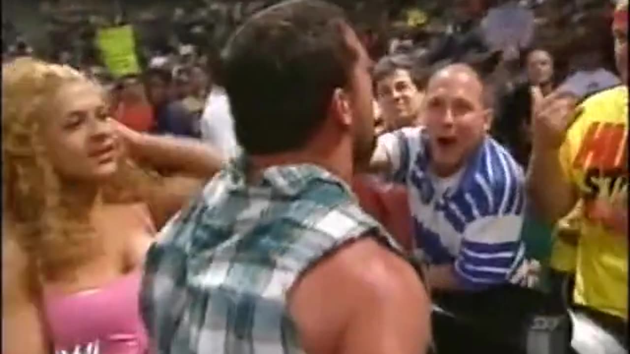 [FULL SEGMENT] JAMIE NOBLE W. NIDIA & MICHAEL COLE SMACKDOWN 10/05/02 HD
