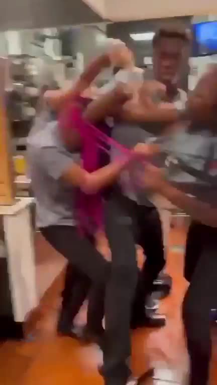 Who Likes Street Fights? | Comment Your Favorite Move!