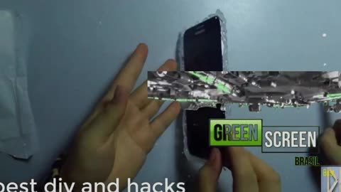 Simple & Ingenious Craft Idea: DIY Hot Glue Phone Case