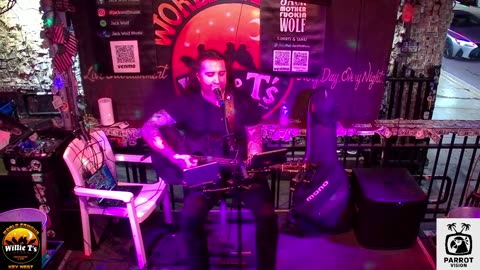 LIVE Music Everyday!