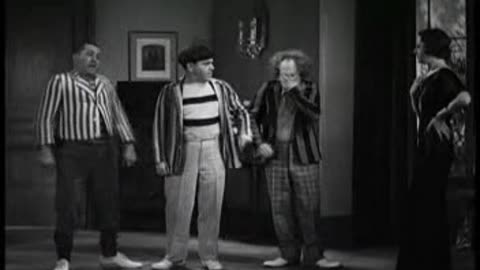 E10. Hoi Poly - Curly Howard Era - 1935