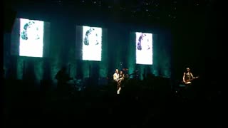 Placebo - Soulmates Never Die - Live in Paris (2003)