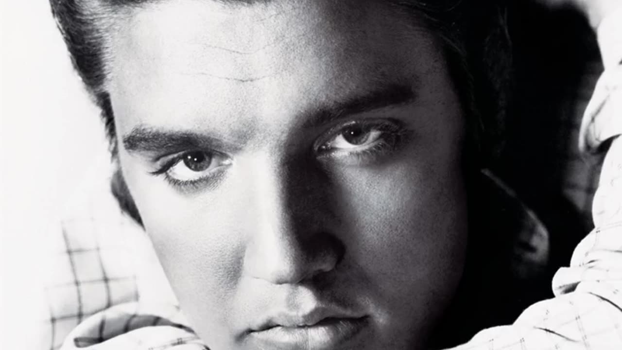Elvis Presley - Fever (Essential Elvis Version)