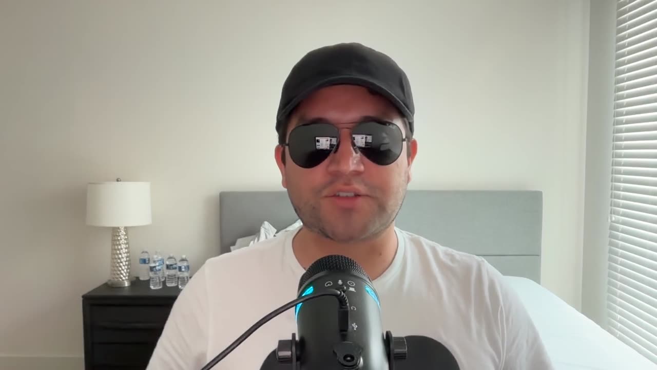 Supermassive Black Hole (Muse Cover) - Erik Soriano
