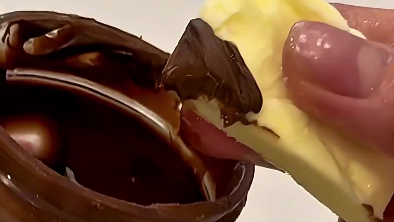 Butter + Nutella = The Perfect Combo? Subscribe & Like for More Tasty Experiments!