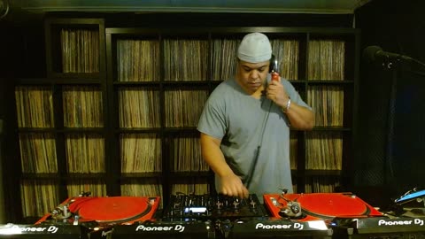 Vinyl Sessions with Wil Milton 11.13.25