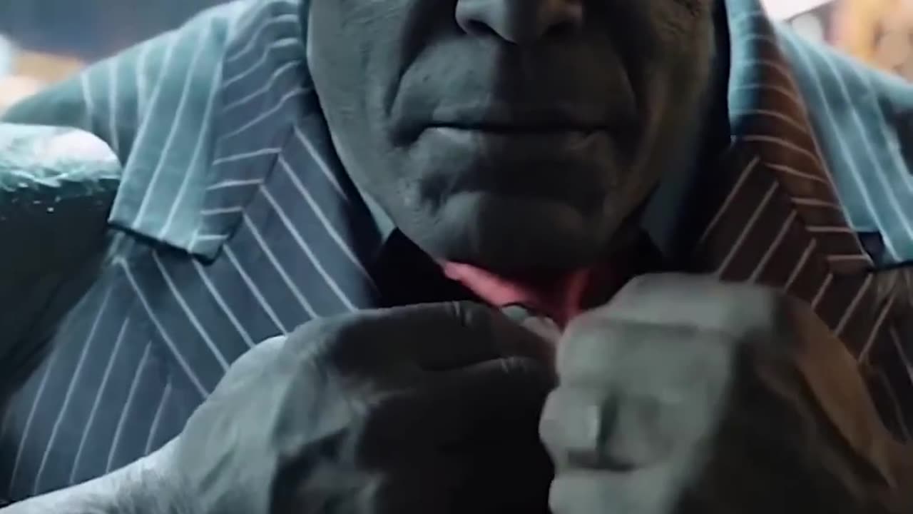 Gray Hulk Joe Fixit Walks Through a Hail of fire – Unstoppable!